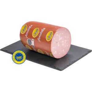 FEL213421 Ganze Mortadella Bologna IGP von Felsineo Amabile im Anschnitt auf einer dunklen Schieferplatte.