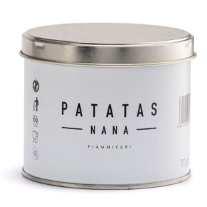PAT241070 Zylindrische weisse Metalldose für Patatas Nana Fiammiferi mit silbernem Metalldeckel.